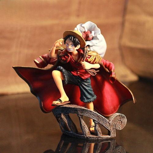 One Piece Figures Top Showdown Model King Theatrical version of Hawkeye Mihawk Luffy Shichibukai Doll Ornaments