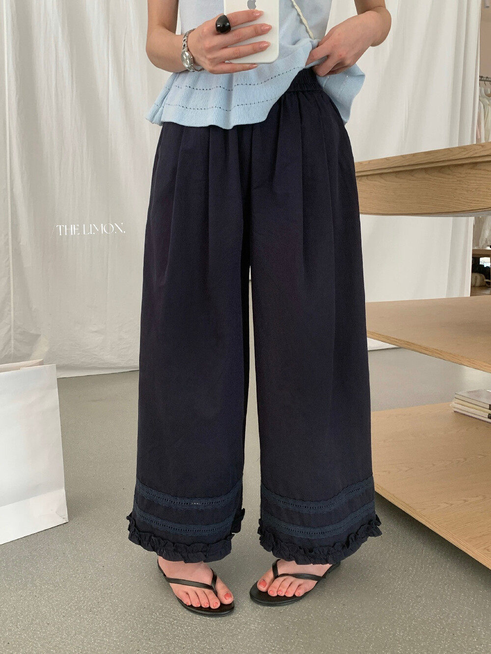 Quần culottes nữ ống rộng cạp cao chun, thiết kế viền ren bèo nhún, dáng suông 9 phân, phù hợp mùa xuân hè — màu đen, Xanh đen, Xanh da trờicolor, màu trắng chi tiết 12