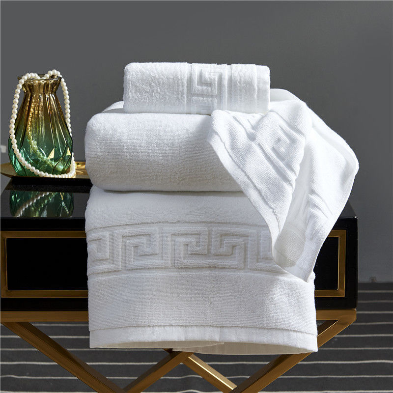 Extra Large and Thick Bath Towels for Men and Women, Adult Absorbent Bath Towels for Hotel Use, White Bath Towels, Towel Supply Chain Factory Wholesale
