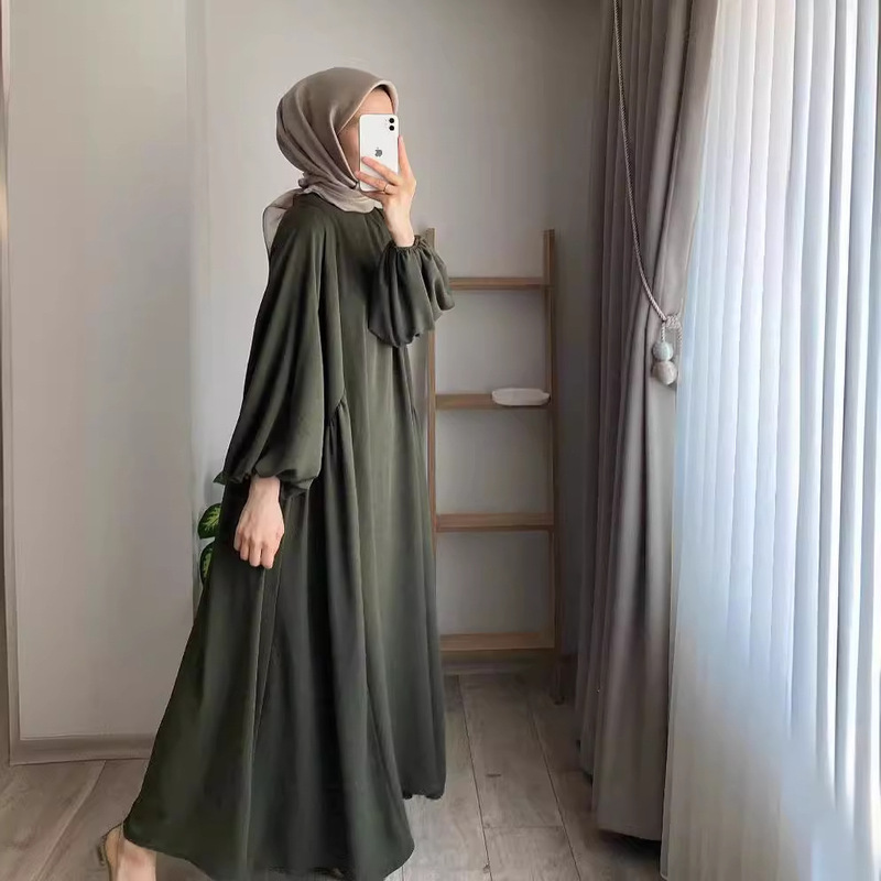 In-Stock European and American Cross-Border Trade New Muslim Women's Clothing Solid Color Elegant and Fashionable Loose Pullover Dress