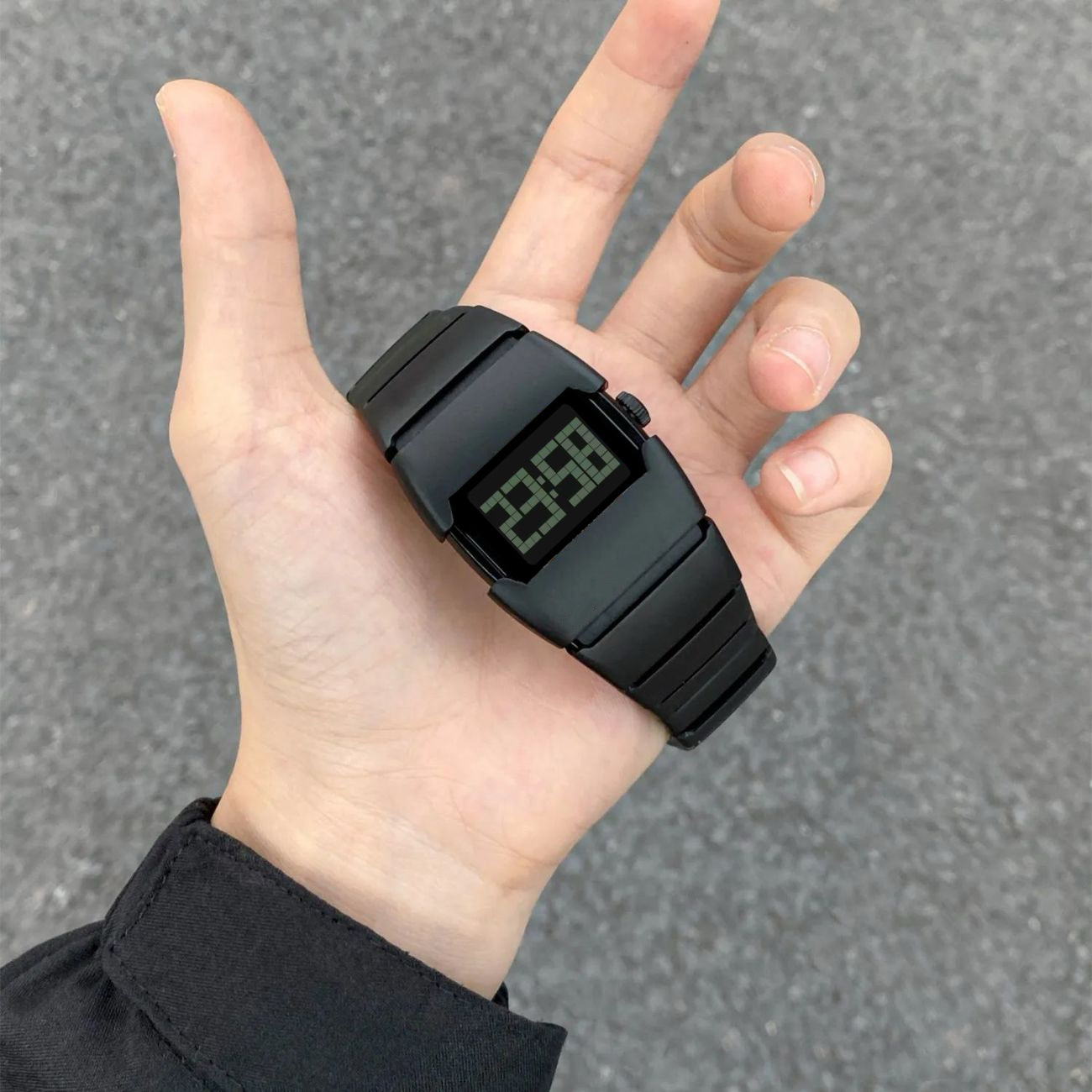 Reloj de diseño original de forma alienígena del milenio medieval de moda americana para hombres y mujeres, estudiantes de secundaria y secundaria de nicho reloj de pulsera transfronterizo