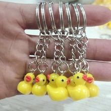 卡通迷你小黄鸭钥匙扣挂件饰品树脂跨境小鸭子钥匙链小礼品批发