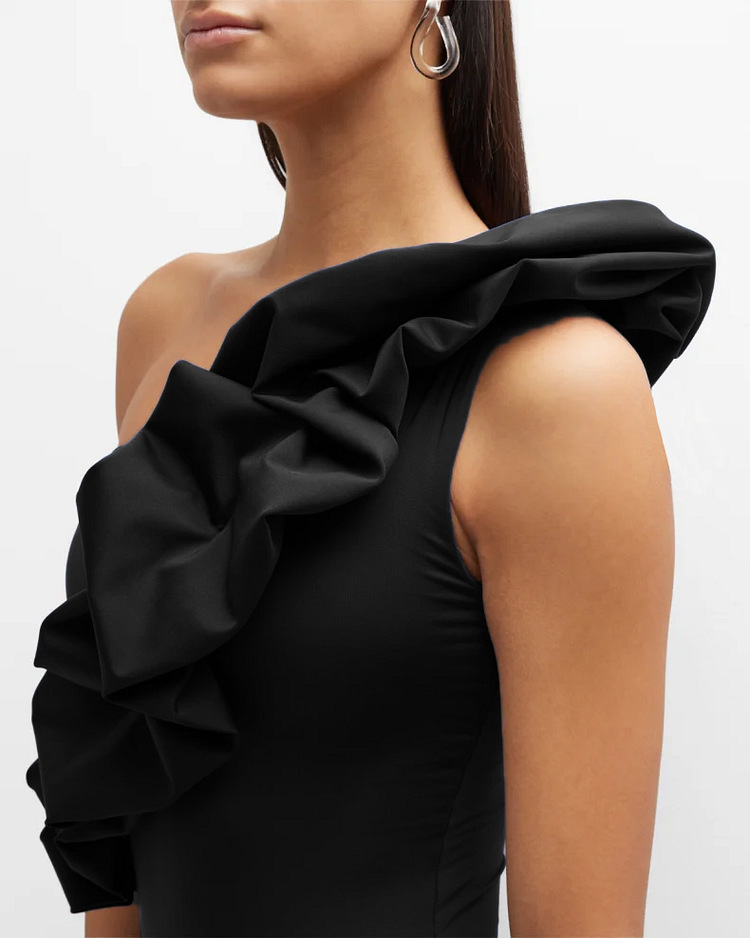 GraceChic 2024 European And American One-Piece Air Layer Decoration Solid Color High-End Swimsuit For Women_voghion.com