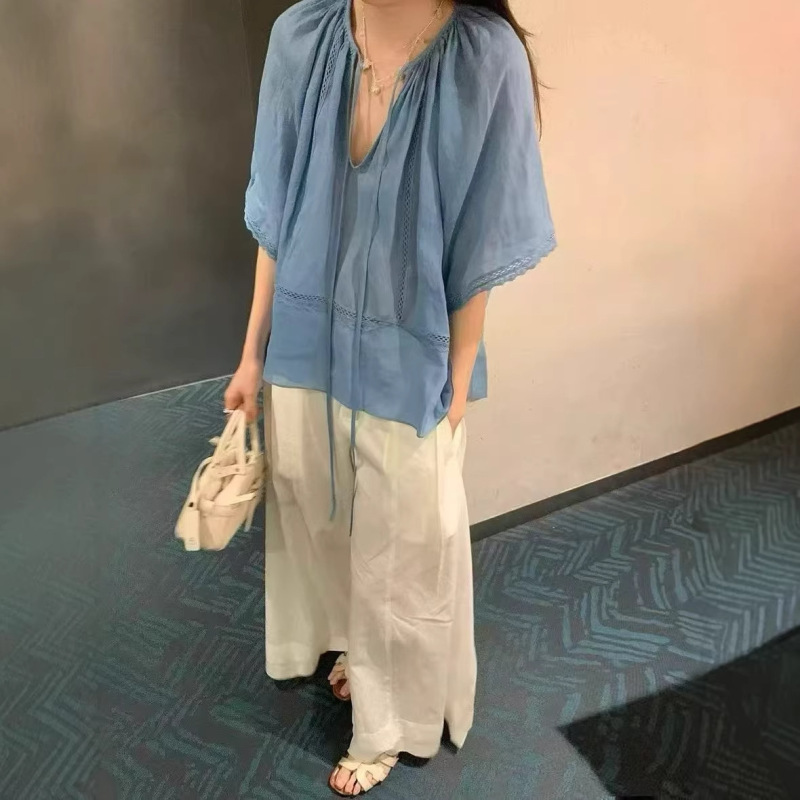2026 Spring and Summer New Style French Style Blue Lace-Up Round Neck Lazy Puff Sleeve Top 2026 Spring and Summer New Style French Style Blue Lace-Up Round Neck Lazy Puff Sleeve Top