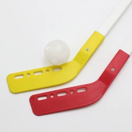 运动休闲玩具;羽毛球拍;球类