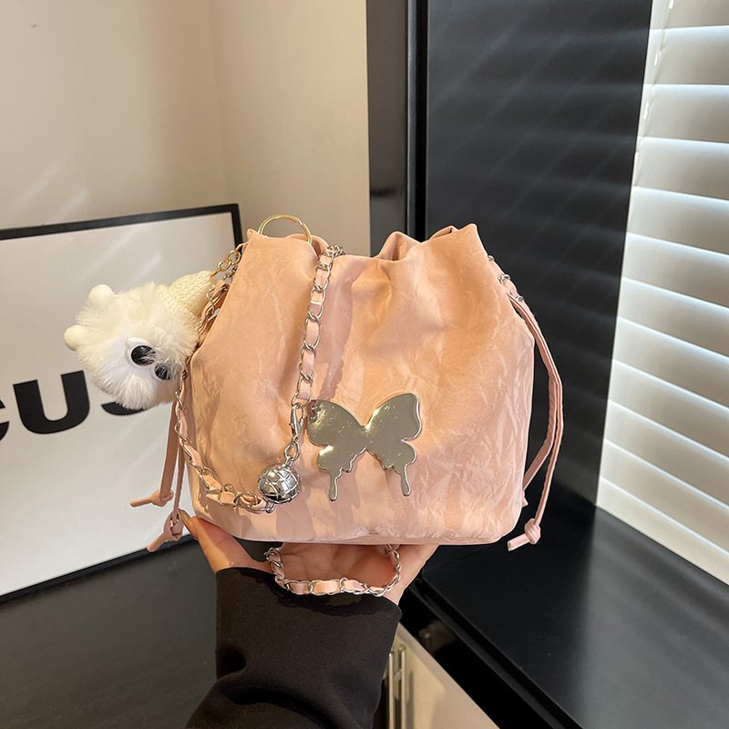 Mariposa metálica extranjera, cadena de cubo, bolso para mujeres, 2024 nuevo bolso de hombro de moda, bolso de mano, arte
