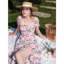 方领连衣裙夏季新款法式浪漫显瘦气质长款碎花裙