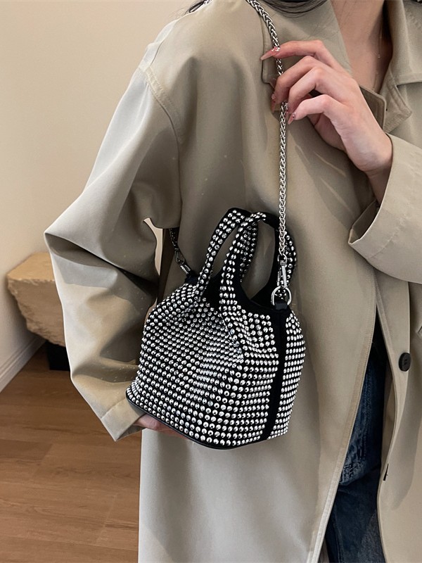 Bolso popular de este año para mujeres 2026 nuevo diseño coreano bolso de mano con diamantes de hombro bolso de cubo bolso de cadena image 5