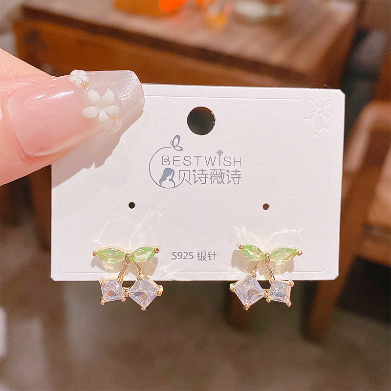 韩国东大门新款耳钉 银针小众气质樱桃精致可爱甜美个性耳钉饰品