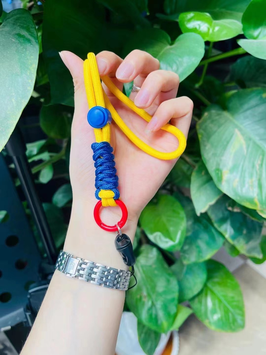 Nuevo teléfono móvil contraste color cordón Halter anti-perdido ajustable muñeca cuerda llavero cuerda trenzada hecha a mano cuerda de mano de dos colores