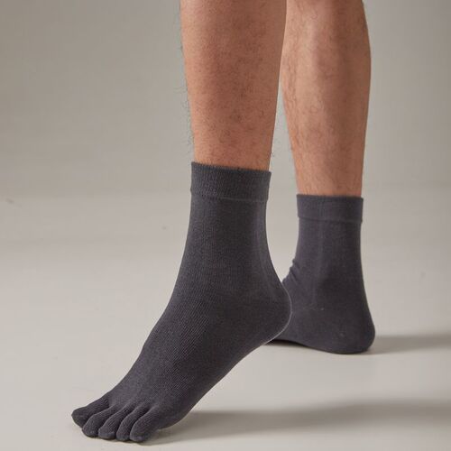 Wholesale new Japanese and Korean five-toe socks men's five-toe socks cotton mid-calf split-toe socks sweat-absorbent four-season sports socks large size