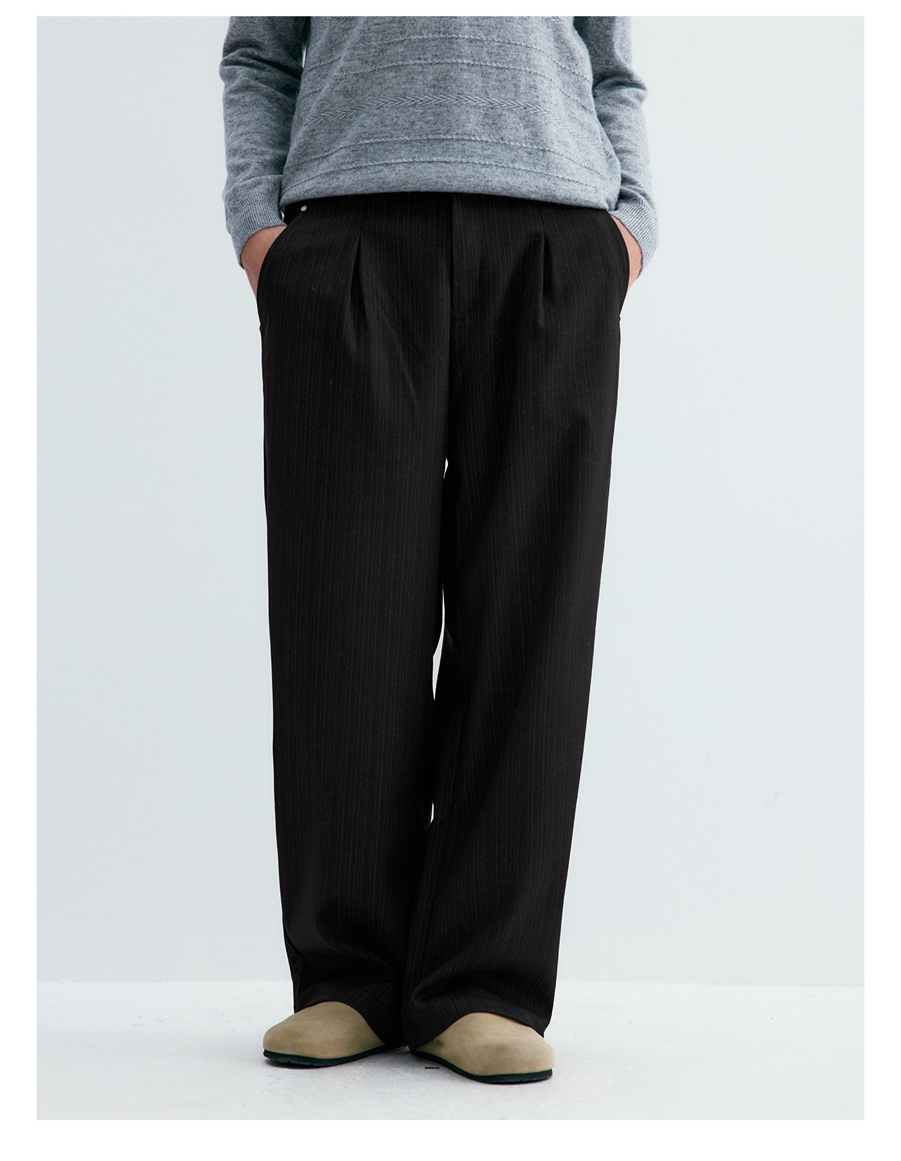 UNF Striped Straight-Leg Trousers