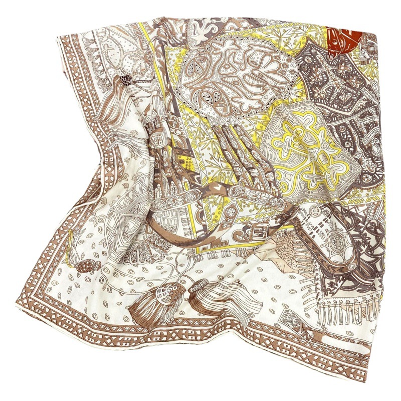 Bufanda de estilo étnico primavera y verano nueva bufanda cuadrada grande retro de las mujeres decorativo exquisito chal de borde enrollado a mano para suministro directo de fábrica de entrega