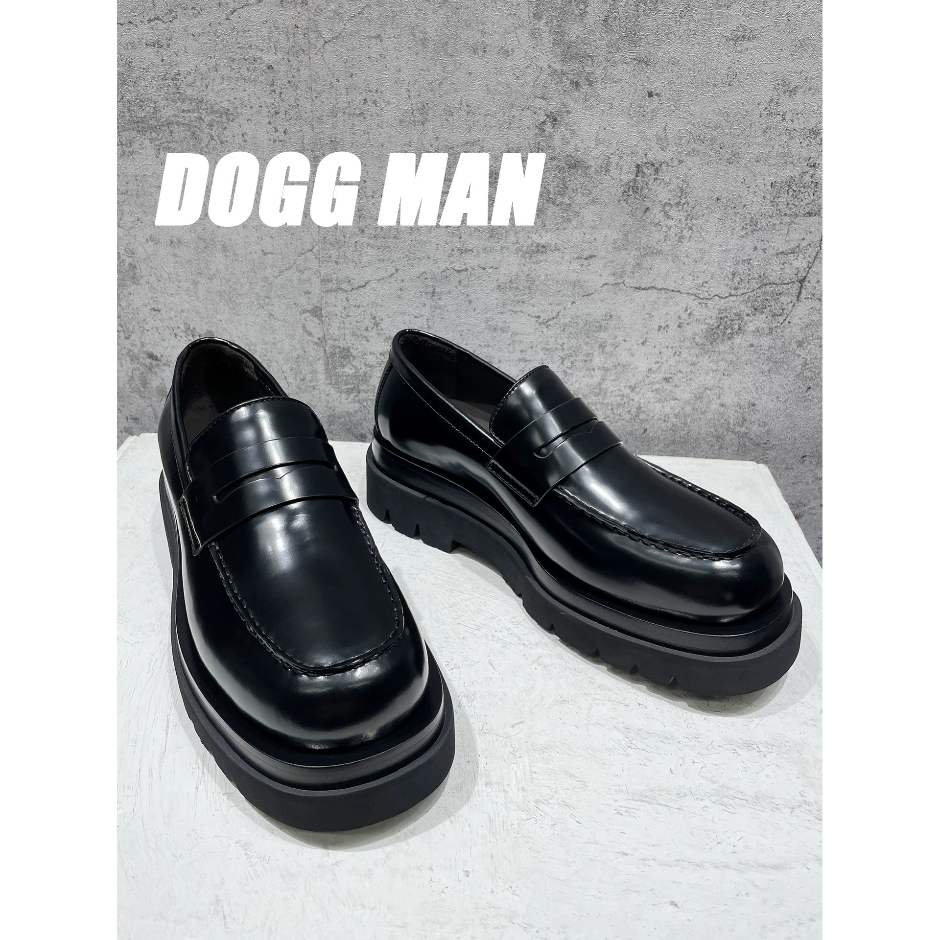 【DOGG MAN】модные и современные ~ черные кожаные туфли без шнуровки в стиле ретро для мужчин на толстой подошве и лоферы с приподнимающимся каблуком