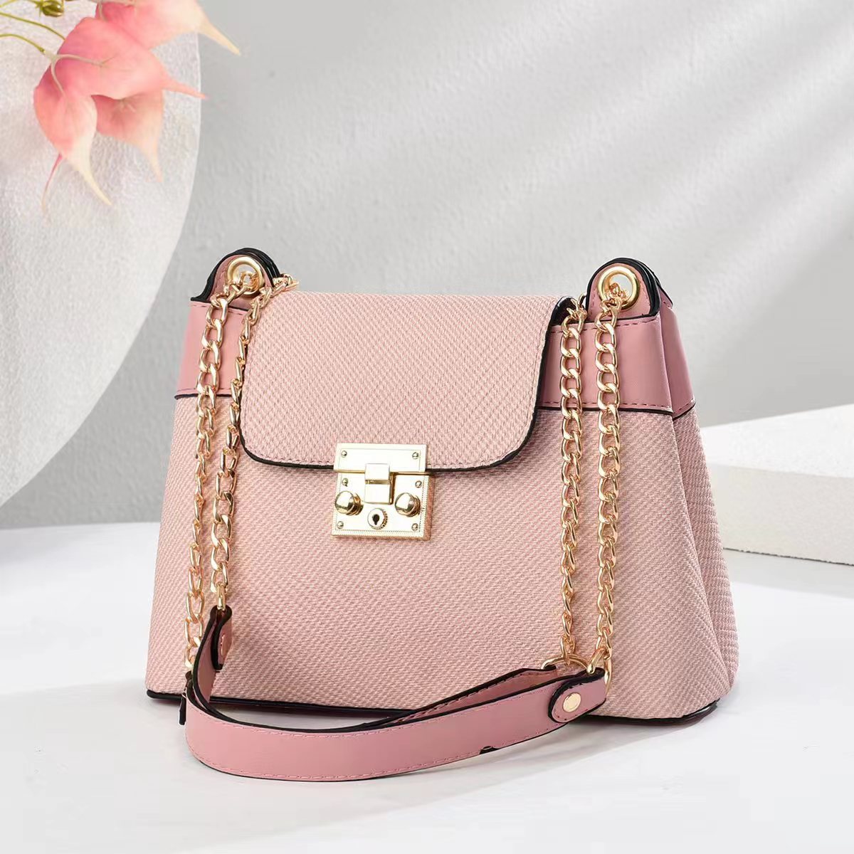 Simple y moderno hogar mini bolso diagonal fábrica verano nuevo bolso todo fósforo pequeño bolso cuadrado bolso de mensajero de un solo hombro versión coreana