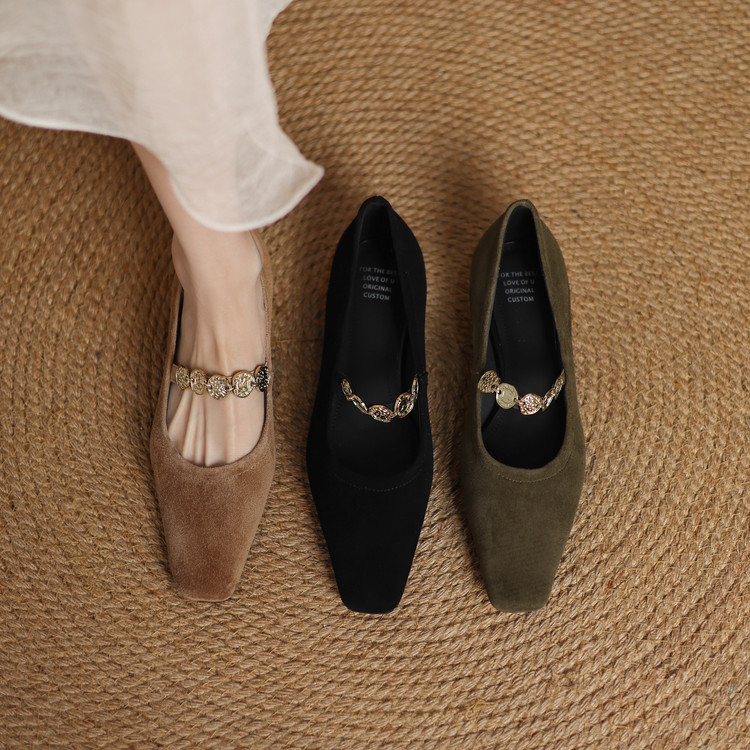 2025 봄과 가을 광장 발가락 신발 여성 낮은 입 낮은 발 뒤꿈치 플랫 신발 여성의 부드러운 바닥 편안한 서리 메리 제인 레트로 신발