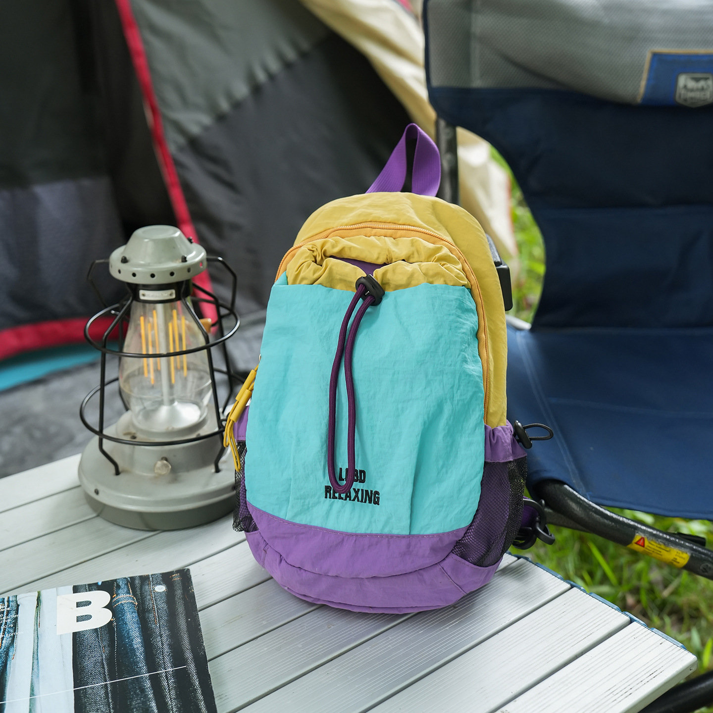 2026 New Summer Style Contrasting Color Outdoor Backpack for Men and Women, Lightweight Hiking and Camping Backpack, Sports Travel Storage Bag