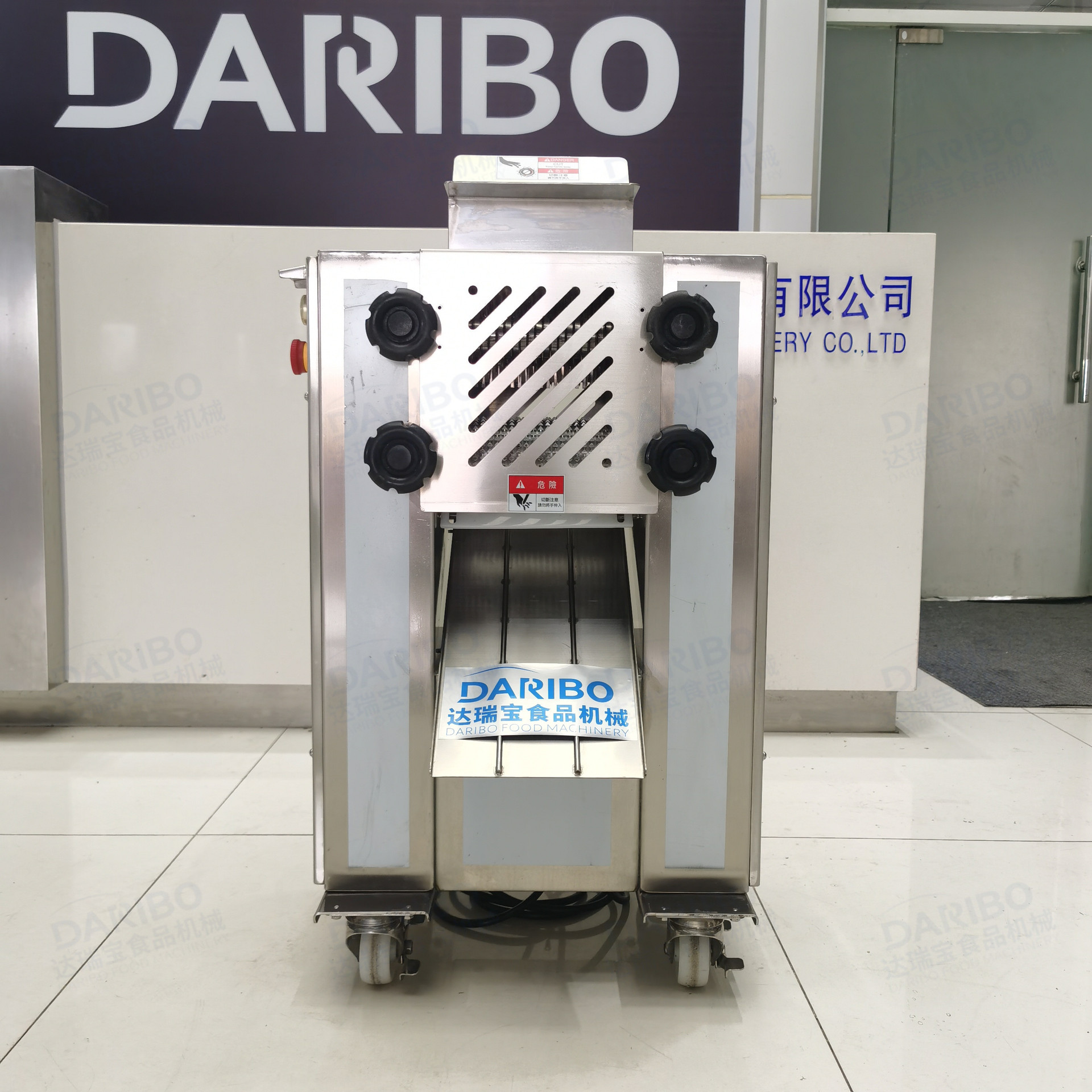 *全自动新鲜猪扒碾压嫩化机 牛排断筋松肉设备仿人工捶肉排鸡排机