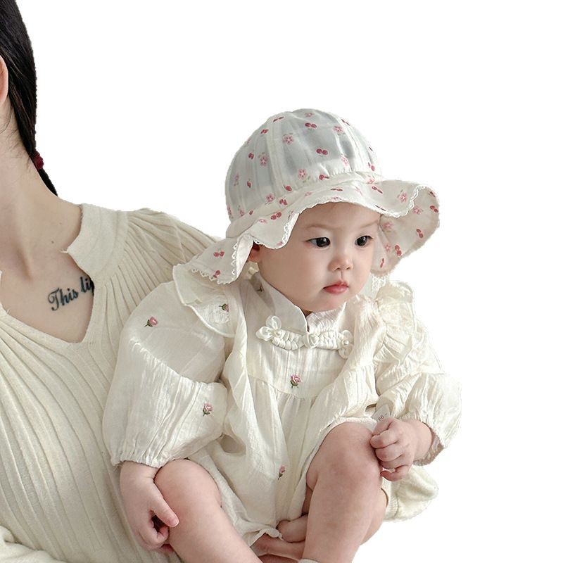 Sombrero para bebés primavera y otoño delgado dulce encaje sombrero pescador sombrero para bebés para protegerse contra el sol pequeño mes sombrero de verano