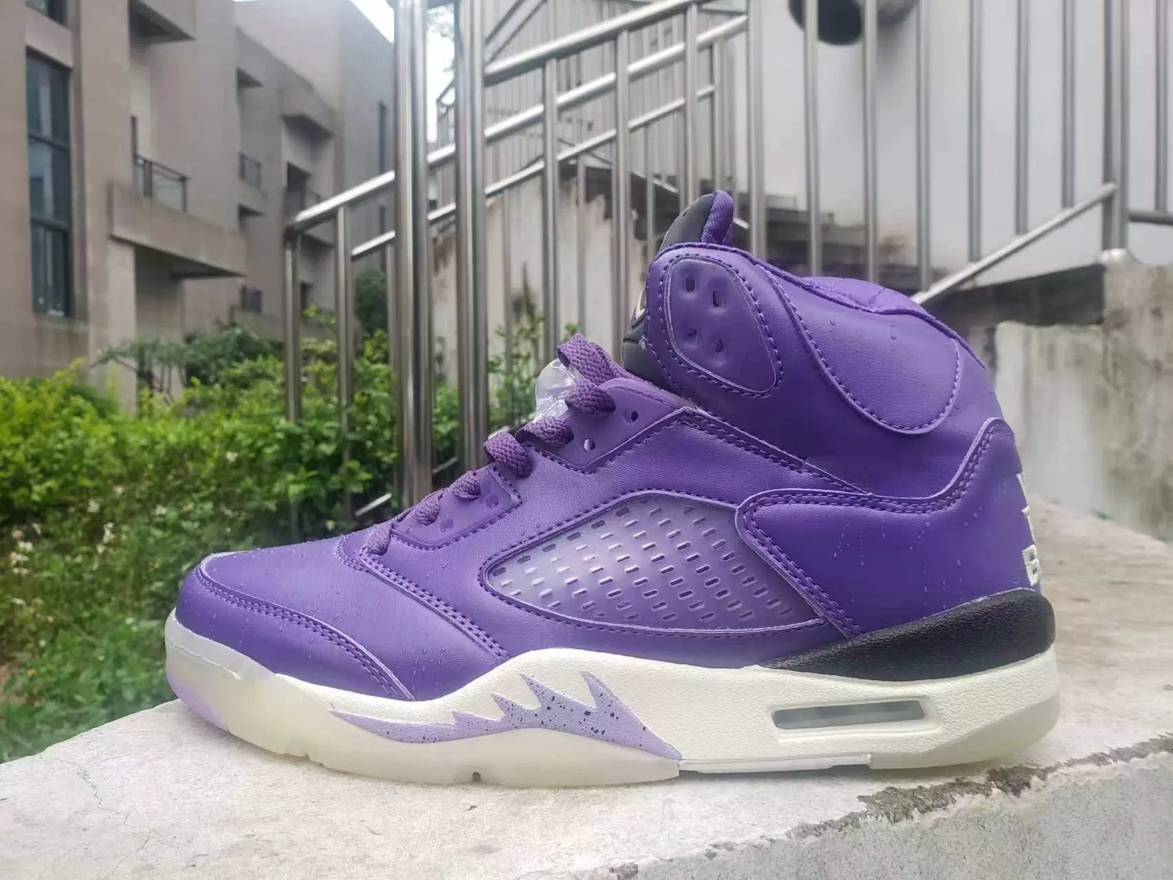 Putian Pure Original Shoes AJ5 White and Blue Candy Bull Chameleon Black Yellow Black Gray Mandarin Duck Qiao 5 Sports Men's and Women's Basketball Shoes