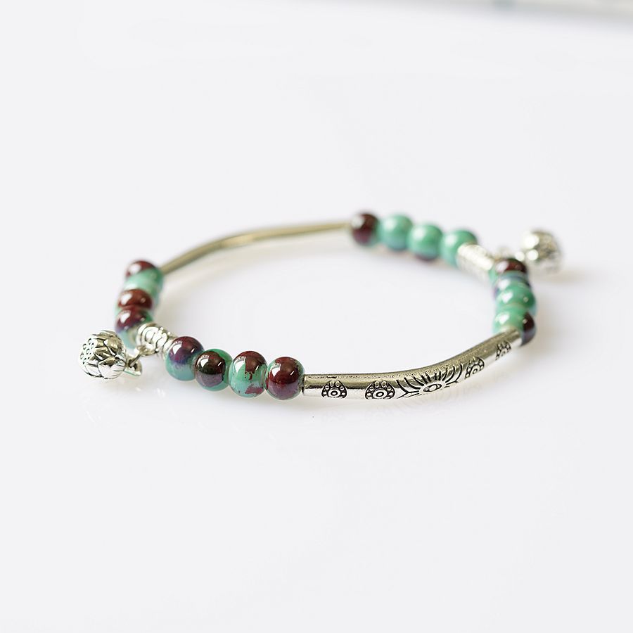 thumbnail image 1 of Nuevo creativo hecho a mano de cerámica pulsera de bosque estilo nacional femenino literatura y arte pequeño estudiante fresco pulsera de moda joyería verde concubina imperial, 1 of 2