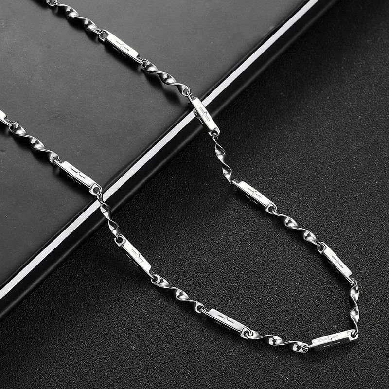Minimalist Titanium Steel Mobius Strip Necklace For Couple_voghion.com