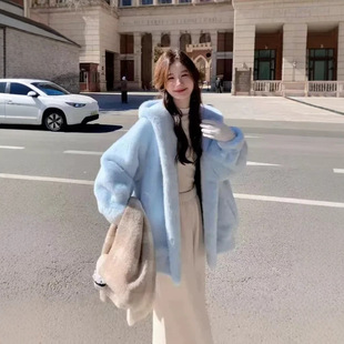 �羳Ů�b�h��ë�q����2026���ˮ��Ƥ�ݴ������L������ë�Ӻ�ů