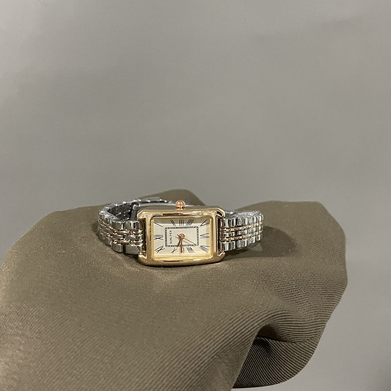 Cross-Border New Square Watch, Retro Light Luxury Niche Style, Suitable for Civil Servants, Office Workers, and Ladies, Quartz Watch
