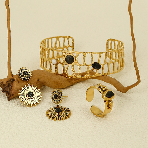 Elegant Sunflower Black Series Natural Stone Necklace, Bracelet, and Earrings Set for Women - Unique Fashion Accessory Set with Cross-border Shipping