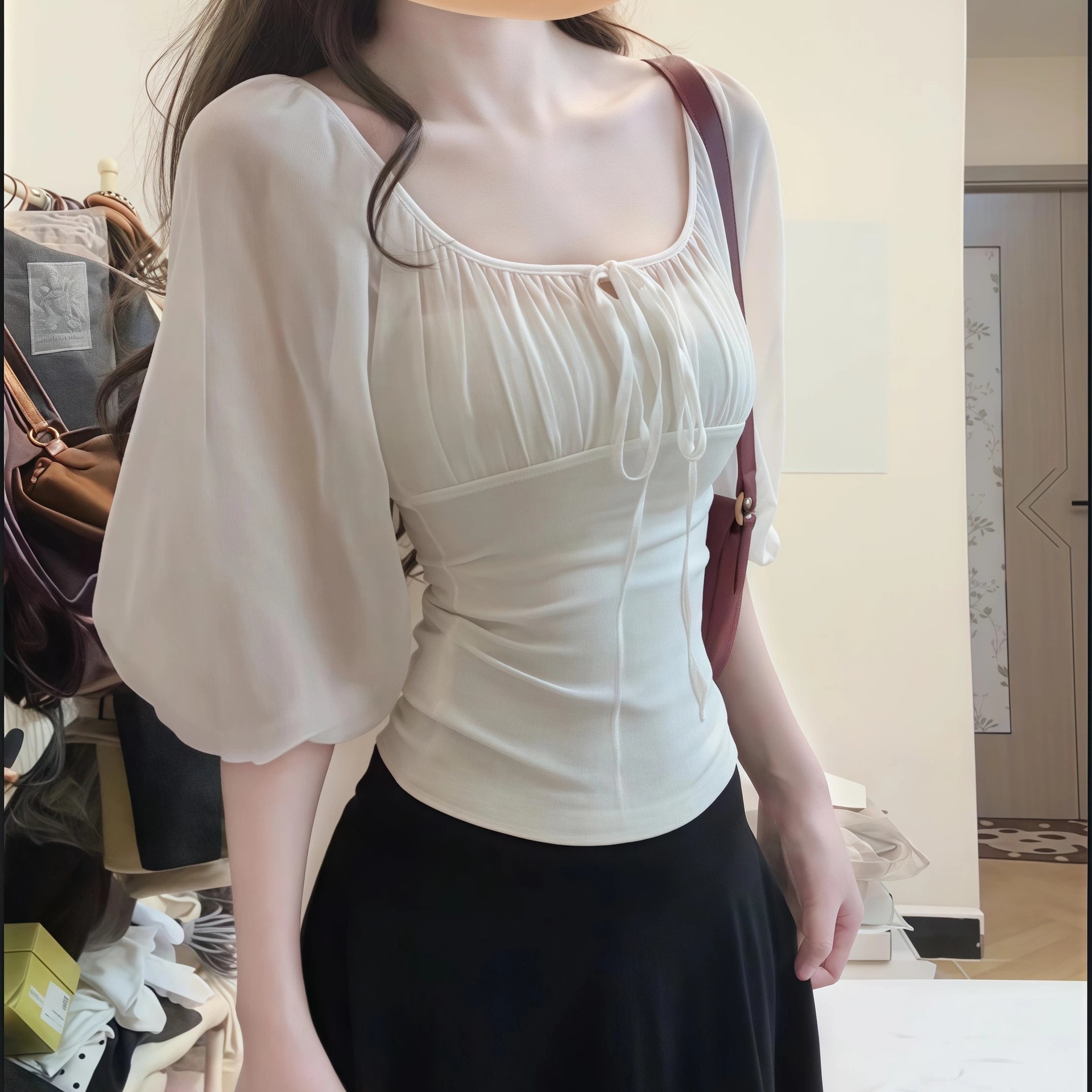 French-style square-neck puff-sleeve top for women, summer, with drawstring and pleated design at the chest, slim-fit, gentle style, short-sleeved blouse