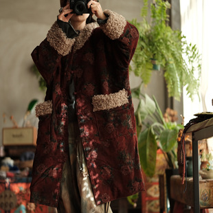 Luogu Mud Light Customized Retro Literary Sheep Curly Corduroy Double-Breasted Buttoned Large Cotton Robe 2225 Nian
