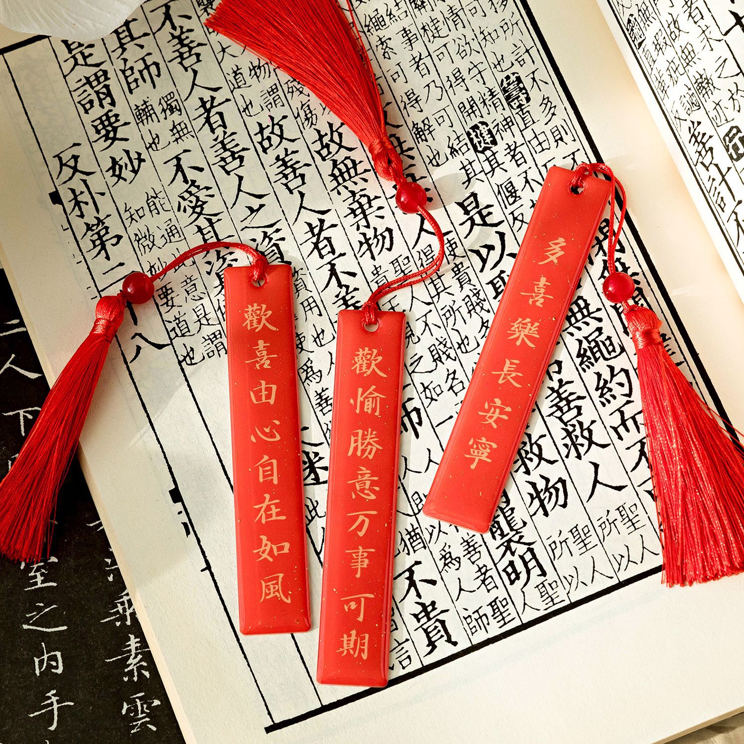 Marcadores de acrílico Mo Mo Serie feliz y gratuita Estilo nacional Bendición de graduación Redacciones de estudiantes Leyendo marcadores Clip