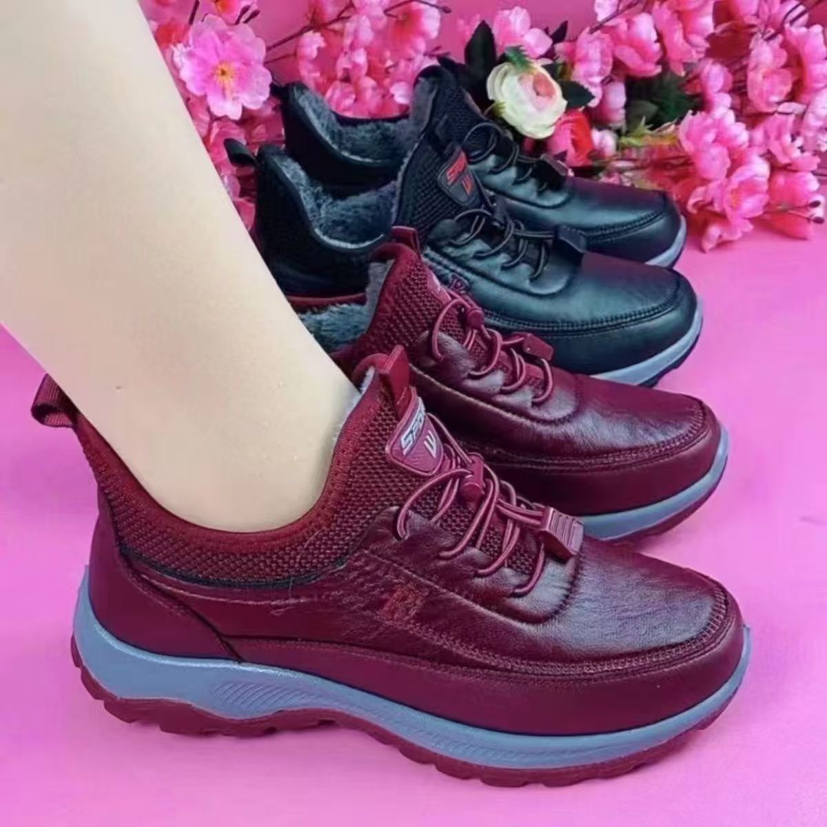 [una] 2025 calzado de terciopelo grueso calentamiento cómodo impermeable zapatos de mujer de algodón suave de mediana edad y mayores image 3