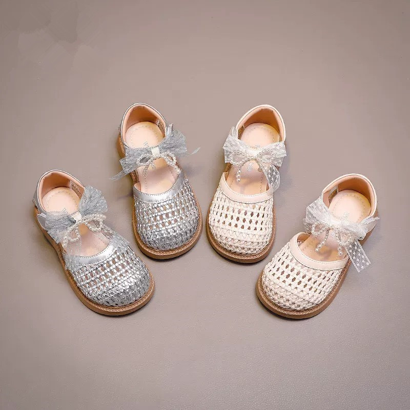 Woven fashionable soft sandals