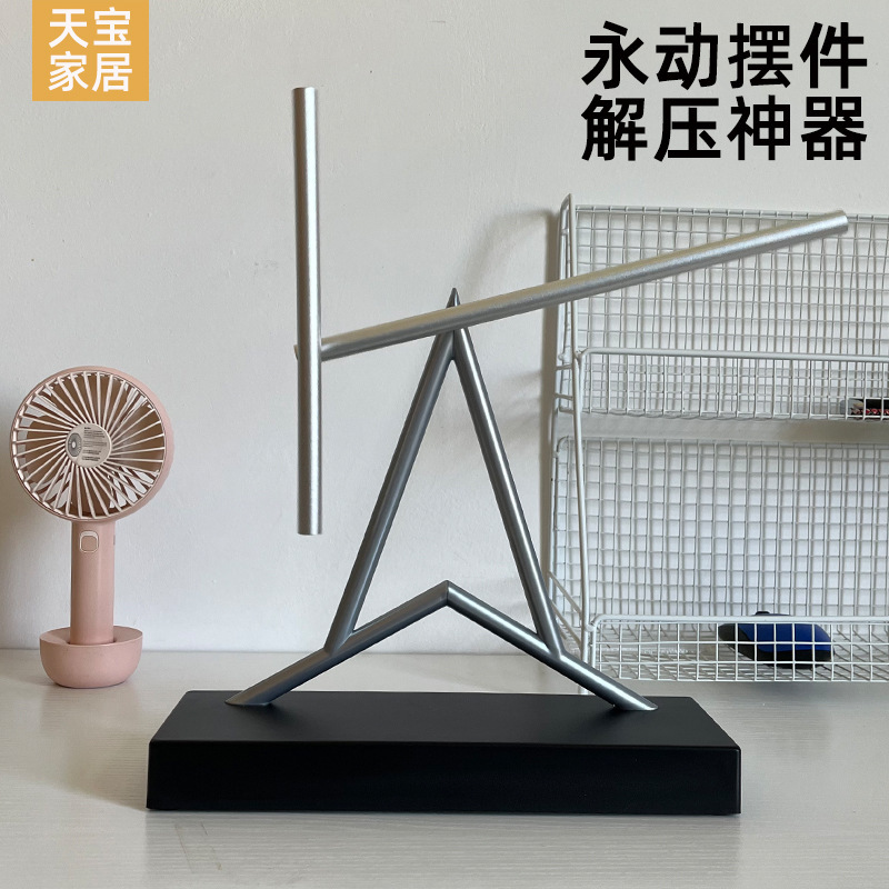 Time Comes and Goes, and the Universe Keeps Turning - a High-End Chaotic Newtonian Pendulum Ornament with a Creative, Light Luxury Design for the Living Room Tv Cabinet