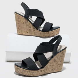 坡跟凉鞋;厚底凉鞋;高跟凉鞋