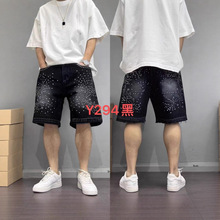 2025�羳�W���߽֠C�ţ�ж�ѝ�к�ɫ�ļ��¿�����e���ţ