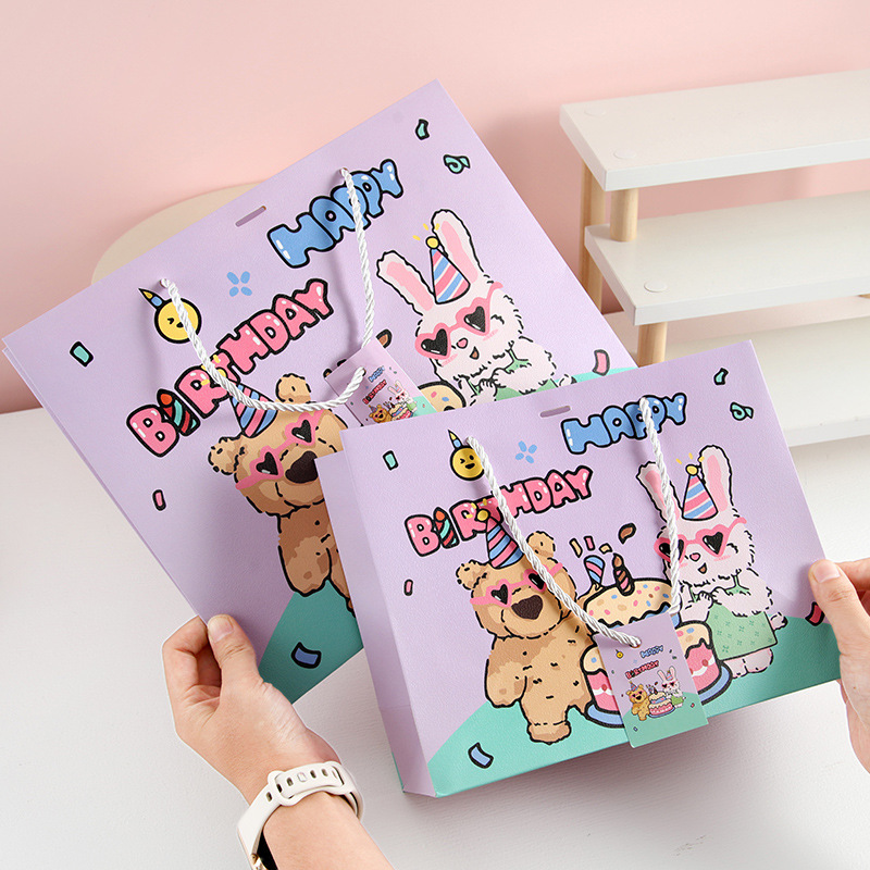 Bolsas de regalo de dibujos animados embalaje de regalo de cumpleaños bolsas de mano en red tarjeta blanca con bolsas de regalo de mano bolsas de caja de regalo