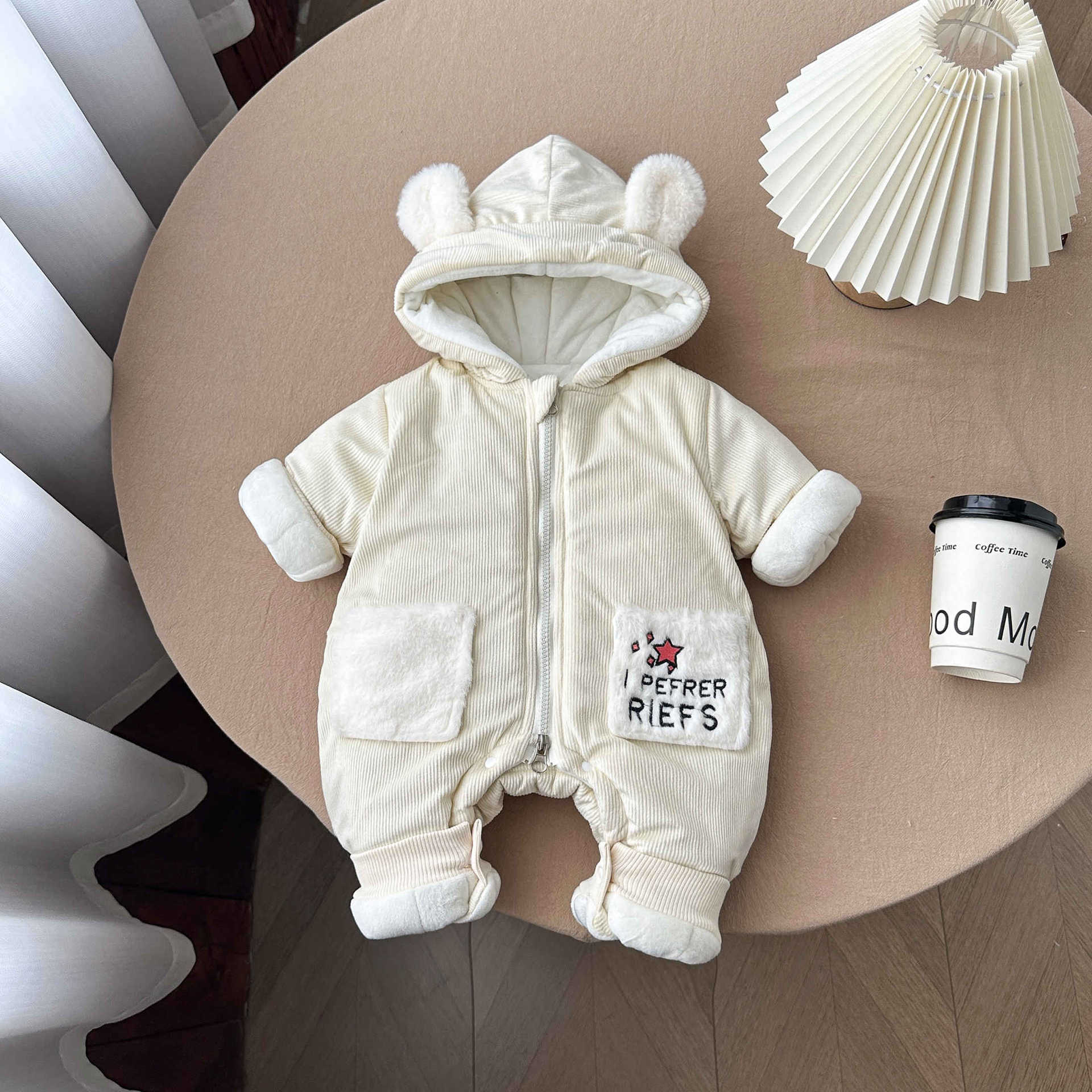 Ropa de una pieza de otoño e invierno para bebés recién nacidos, ropa de salida para bebés, chaqueta de ala, chaqueta acolchada de algodón, traje de lana de invierno