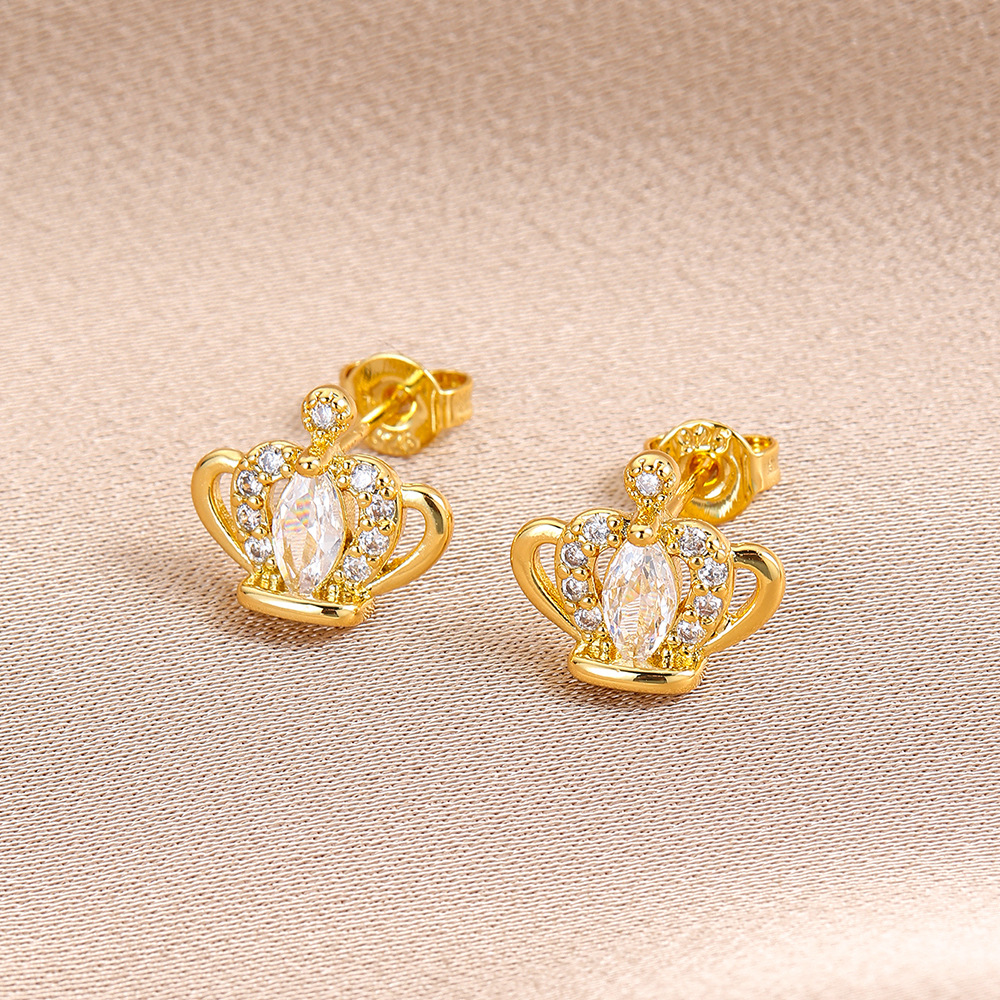 7g Weight Copper Ear Needle Material 18K Gold Plated Plating Material Zircon Inlay Material Ear Studs Classification 1 Piece Quantity Daily Occasion Copper Material Geometric, Heart Shape, Crown Pattern All Seasons Season Women's Gender Inlay Design Sweet Style 1 Piece Sweet Geometric Heart Shape Crown Inlay Copper Zircon 18K Gold Plated Ear Studs 12