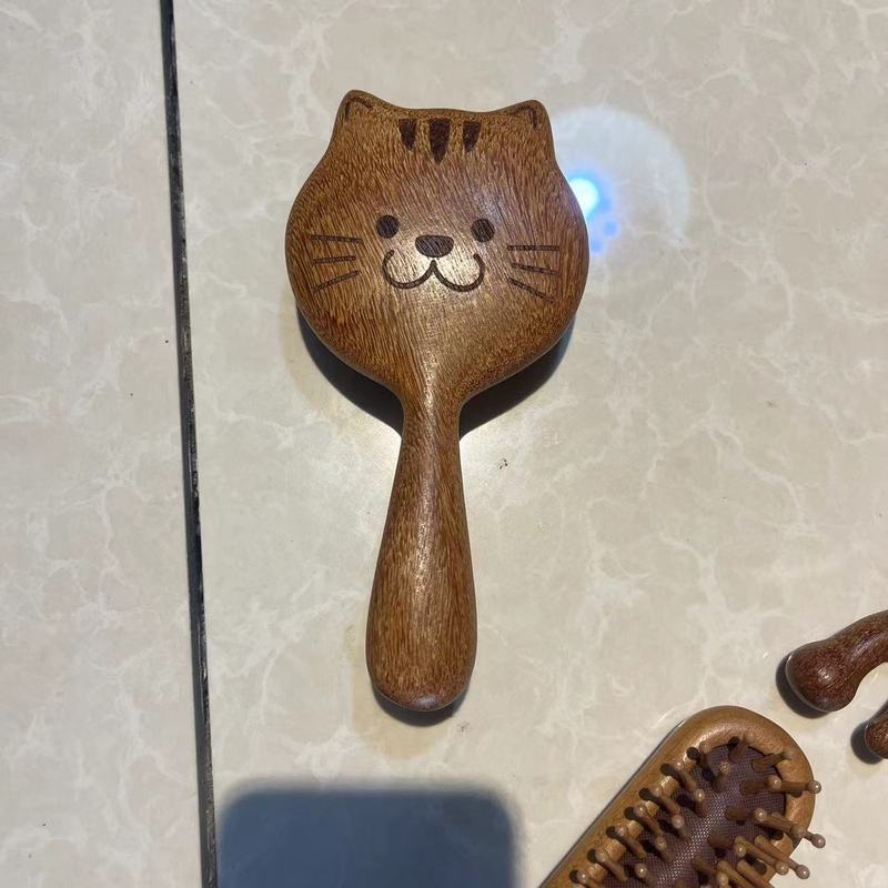 龍と鳳凰のサンダルウッドエアクッションコーム、大型龍と鳳凰のサンダルウッドネイルコーム、龍と鳳凰のサンダルウッドアントラーコーム、両用タツノオトシゴコーム|undefined