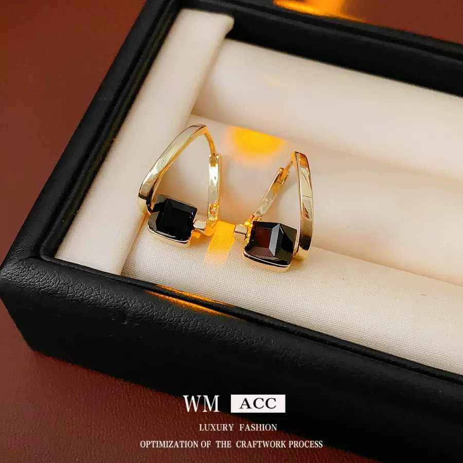 时尚简约不规则立体方形耳扣设计感小众百搭耳钉小巧精致轻奢耳饰