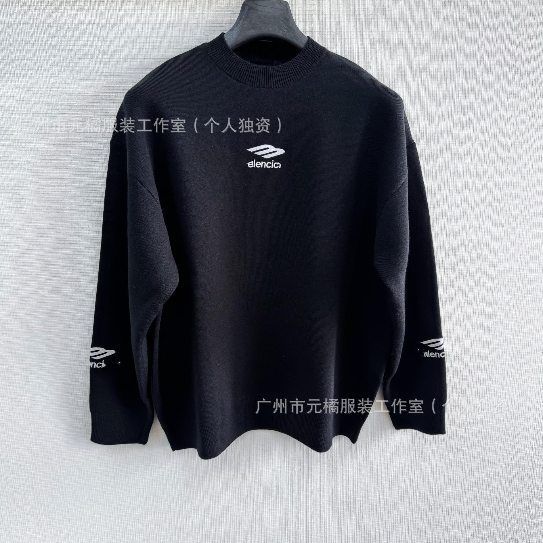 B家新款 巴黎 24fw ski滑雪系列3b羊毛刺绣毛衣男女同款宽松版型