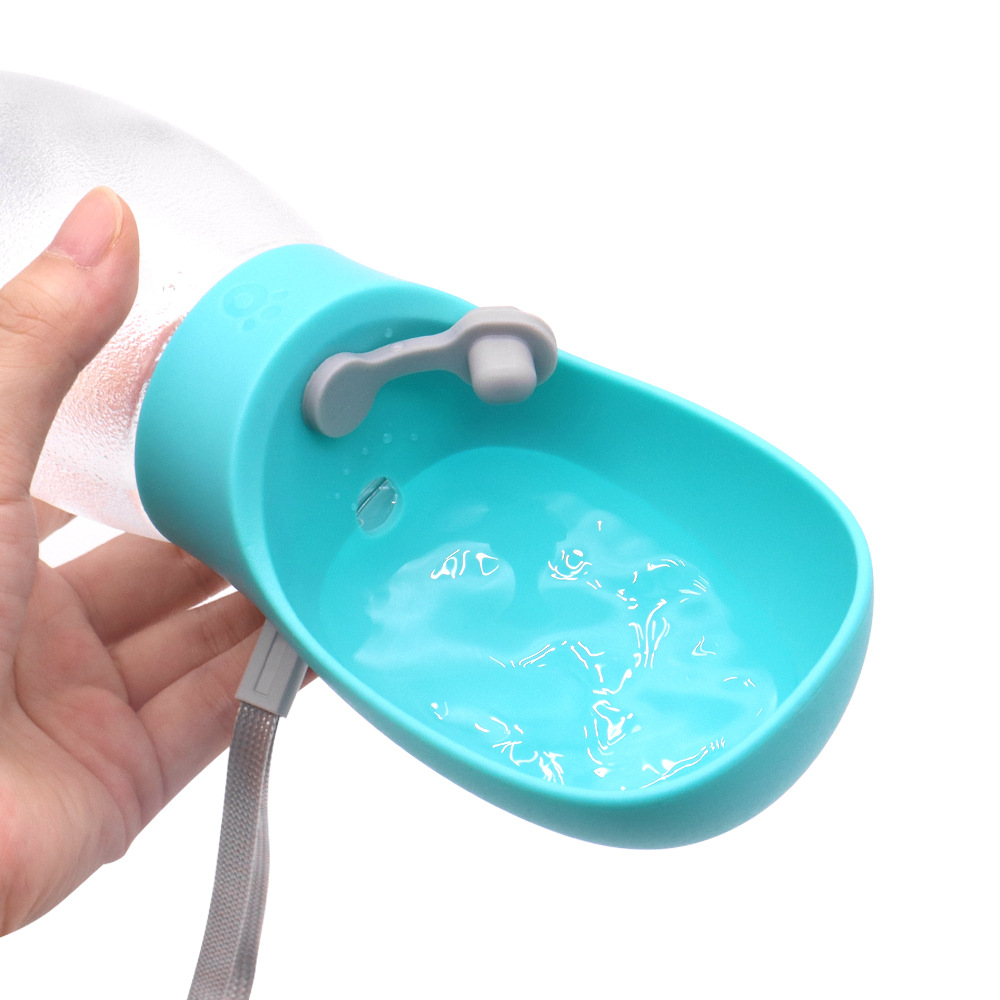 Taza de agua para mascotas transfronteriza, botella de agua portátil al aire libre, taza para perros que salen, agua potable para perros, boca no mojada, agua potable para perros