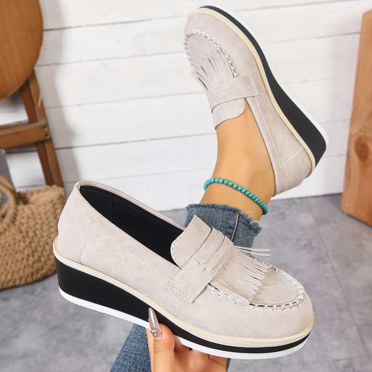 Damen-Slipper mit niedrigem Schaft, Quasten, britischem Stil, dicker Sohle, Keilabsatz und Federung_voghion.com