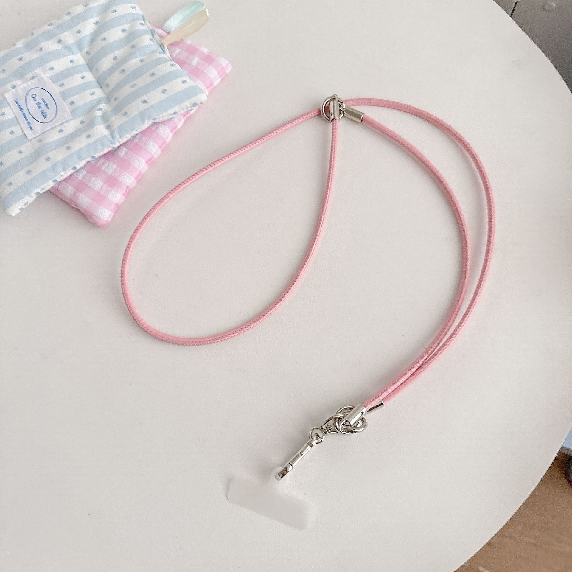 Cordón de teléfono móvil de alta gama hecho a mano boutique Cordón de cuero ins Cadena larga y corta Cordón de teléfono móvil de moda Cordón de mensajero largo y corto