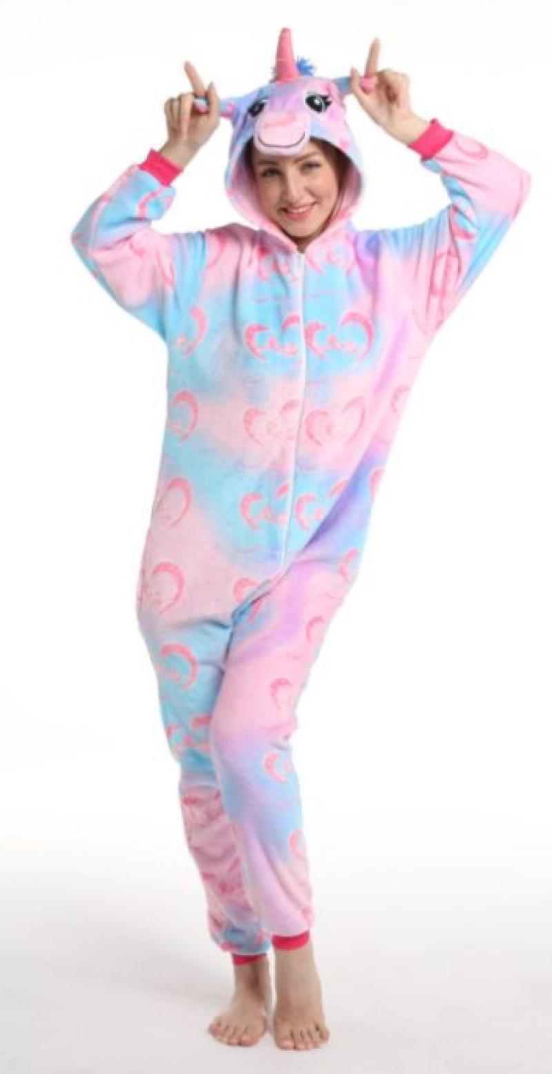 Pijamas transfronterizos al por mayor de fábrica Labubu pijamas femeninos de una sola pieza de dibujos animados pijamas de animales de franela Capibala