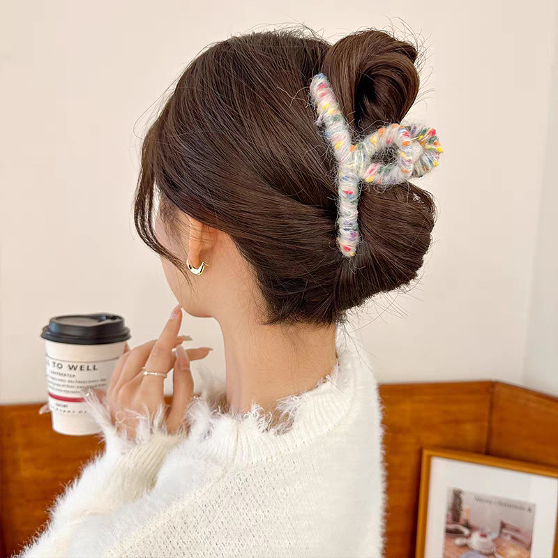 25#Cream-colored yarn wrapped approximately 13cm