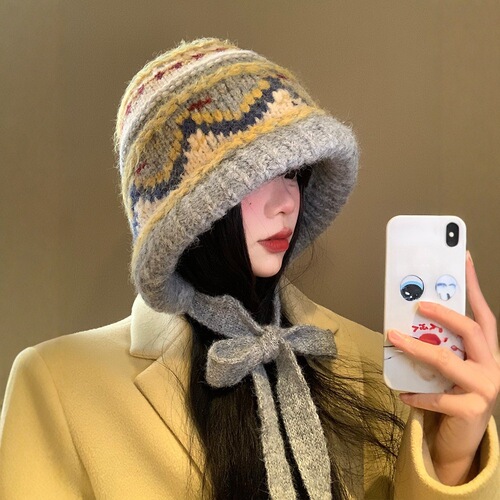 Retro Fair Isle Knit Baraklava Hat for Girls, Autumn/Winter Warm Weather, Keeps Face Small, Knitted Wool Hat, Grey