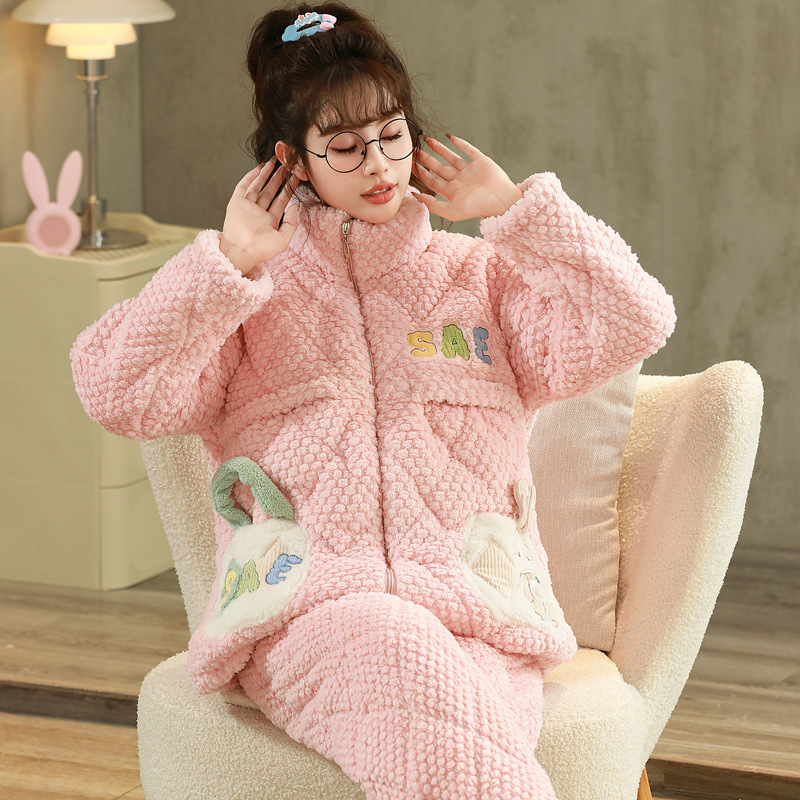 [Home Clothing] Real Shot of New Winter Three-Layer Quilted Maternity Thickeneded Crystal Super Soft Flannel Confinement Clothing